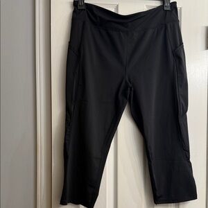Tangerine athletic Black Capri Leggings size XXL